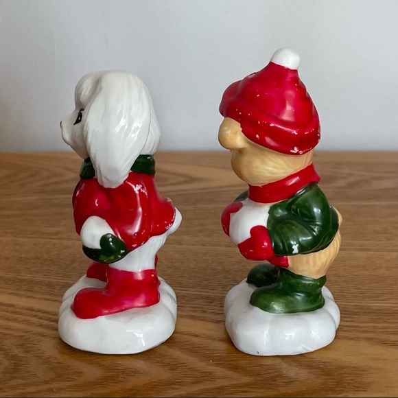 Vintage Holiday Salt and Pepper Shakers Anthropomorphic Animals with Snowballs - Picture 6 of 12